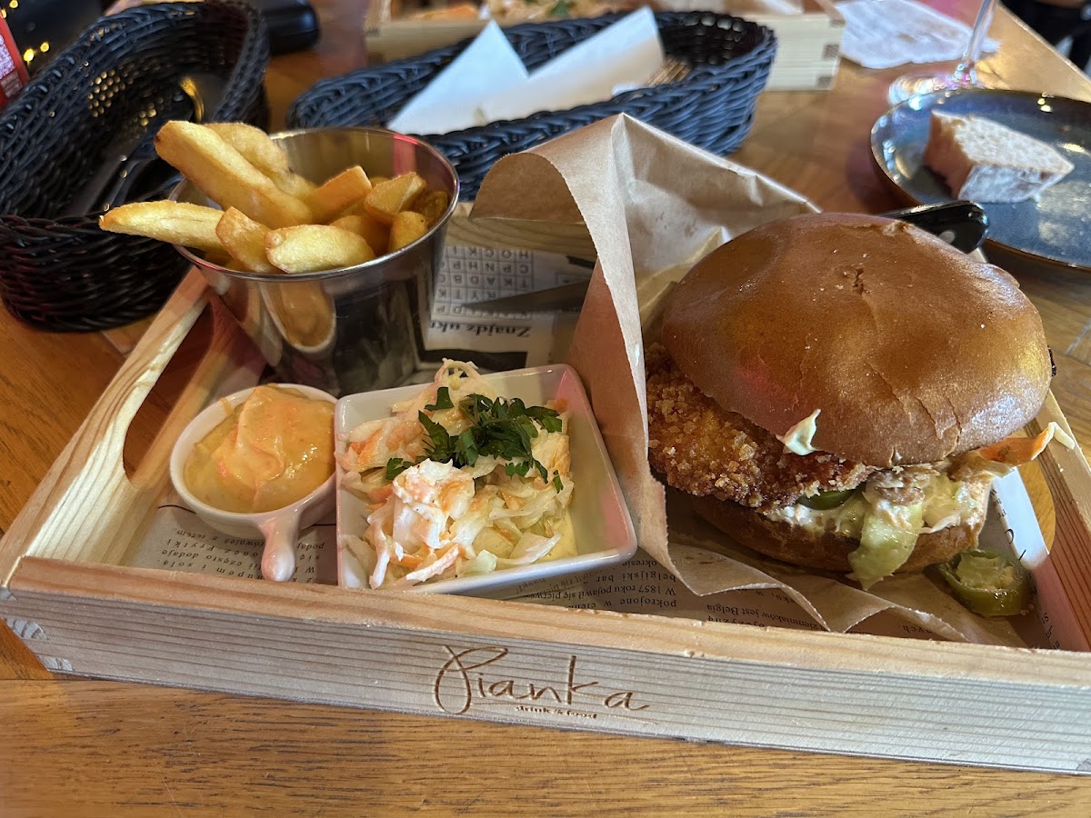 Pianka drink & food — Restaurant