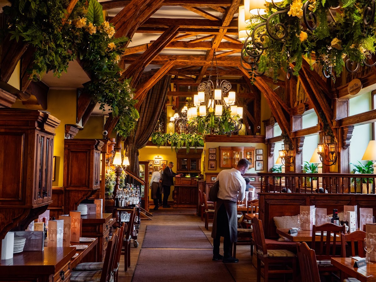 Stary Domm — Restaurant